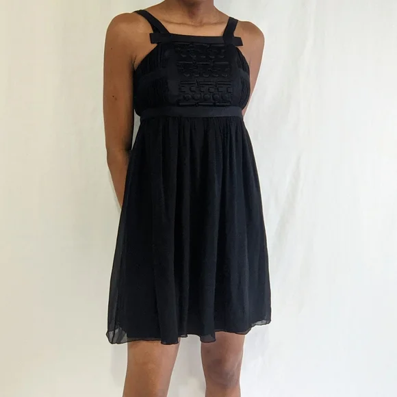 leon max silk dress LEON MAX Limited Edition Black Silk-blend Dress Size Medium